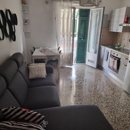 Al Mare Da Gaia Appartement Savona Buitenkant foto
